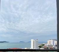 MMJ Homesuite @ The Shore - Bed and Breakfast Kota Kinabalu