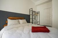 Studio with Sofa Bed