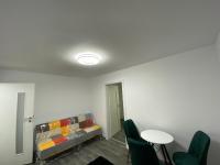 Binder’s Lake Apartment - B&B