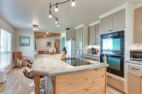 Ranch Getaway with Pool and Horse Stall Access! - Bed and Breakfast Calera