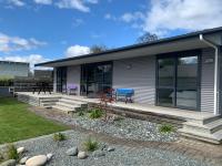 B&B Te Anau - A Beauty on Bligh St Te Anau - Bed and Breakfast Te Anau