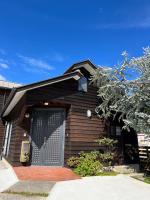 Entire House-一軒家貸切- 駐車場無料 - B&B Takamatsu