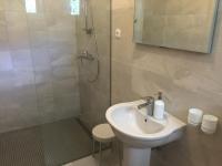 Comfort Two-Bedroom Apartment with Balcony and Sea View