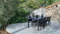 LE RELAIS DU ROY - Maison proche Cholet et Puy dufou - B&B