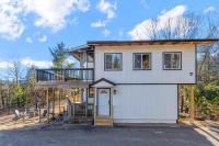 Lake Winnipesaukee & Gunstock Ski Mountain Views - B&B Gilford