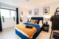 High End London Flat Close to Station - 10mins to Central London - B&B London