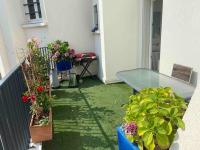 Eiffel Beaugrenelle - Beautiful T2 58m2 with Terrasse 22m2 - B&B