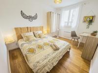 Le Bourget, Grand appartement proche du centre - B&B Grenoble