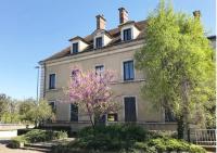 Cocon plein cœur centre ville - parking privé - B&B Auxerre