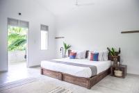Deluxe Double or Twin Room with Balcony