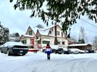 Tiny Private Room on the 1st Floor with Shared Bathroom near SeaTac Airport and Downtown Seattle - B&B