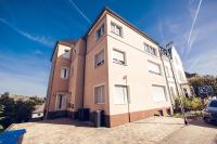 Design Apartment zentral für 6 in Andernach: Ausblick, WiFi, Küche - B&B