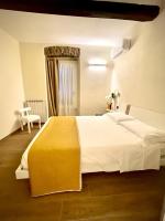 Opera - B&B