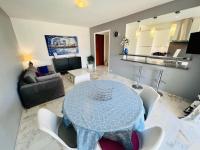 Le Pinède - Apt 4 Prs- Parking - Clim - 500m plages - Ferienwohnung