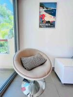 Le White Pearl : Apt 4 Prs, Parking, Clim - B&B Antibes