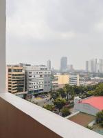 2BR spacious loft in QC, short walk to M Place - B&B Manila