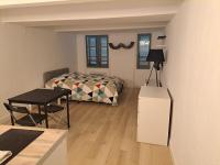 183 studio proche opéra - B&B
