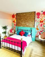 B&B Kent - Colourful Apartment in Margate - Bed and Breakfast Kent