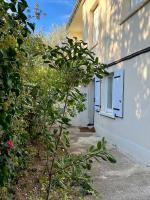 Le Pistachier - Maison cozy avec jardin privatif - Bed and Breakfast