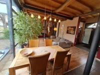 Das Castellchen, Historische Scheune und Garten - B&B Castell