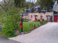 B&B Bréel - Gîte Athis-Val de Rouvre, 4 pièces, 6 personnes - FR-1-497-172 - Bed and Breakfast Bréel