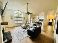 B&B San Antonio - Modern-Spacious Entire Home in converse Texas - Bed and Breakfast San Antonio