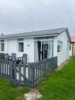 B&B Bridlington - Stunning One Bed Modern & Contemporary Chalet - Bed and Breakfast Bridlington