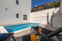 Appartamento con 3 Camere da Letto