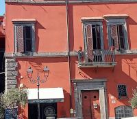 B&B Nepi - Le Dimore di Lucrezia :La Loggia - Bed and Breakfast Nepi