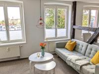 B&B Schwerin - Schlossblick - Modernes & zentrales Apartment mit Balkon und Arbeitsplatz - Bed and Breakfast Schwerin