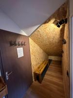 LES CIMES DE CADELIO , 5 à 7 personnes, Proche base de loisirs et remontée du pontillas, Dernier étage - Chambres d'hôtes La Salle-les-Alpes
