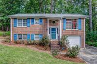 Black Walnut forest retreat - heart of convenience - Bed and Breakfast