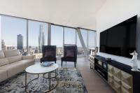 Iconic High-view Oasis between Docklands and CBD - B&B Melbourne