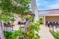 Santamar by Tao Beach Condos with Pool & Walk to Ocean - Chambres d'hôtes Akumal