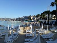 T3 LE PRESIDENT PROCHE PINEDE - Bed and Breakfast Antibes