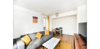 B&B Londres - Entire Two Bedroom Flat in the heart of Greater London - Bed and Breakfast Londres