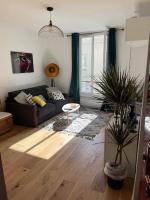 Appartement 2 pièces tout neuf Buttes Chaumont - Ferienwohnung