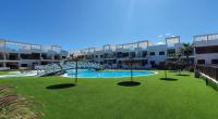 Beautiful Condo in Laguna Beach Resort overlooking Laguna Rosa In Torrevieja With 2 Bedrooms and 2 Bathrooms - Chambres d'hôtes Torrevieja