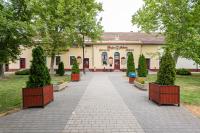 Fényes Vendéglő és Panzió - B&B Csanádpalota
