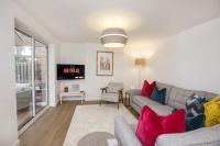 The Willows with Free Parking for 2 Cars - Ferienwohnung