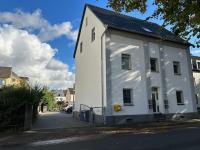 B&B Leverkusen - Rheinischer Hof Appartements - Bed and Breakfast Leverkusen