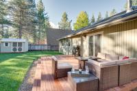 Ski and Board in South Lake Tahoe! Updated Home - B&B South Lake Tahoe