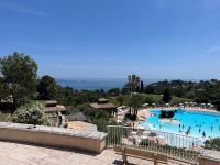 Cap Esterel ,Baie d'Agay ,vue mer - B&B