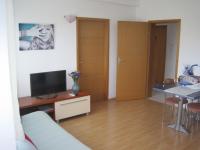 Apartamento de 2 dormitorios con balcón