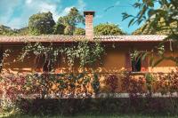 Casa Pedacinho de Céu com banheira de hidromassagem e lareira - Chambres d’hôtes