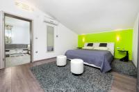 Superior One-Bedroom Apartment