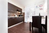 Appartamento con 2 Camere da Letto e Vista Mare 