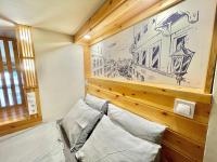Lavender Circus Hand Drawn Apartments - B&B Budapest