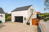 Fernhill Loft 2 Bedroom Apartment - Ferienwohnung Annaclone