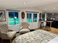 Oak View Lodge: Cosy, Countryside Retreat - Ferienwohnung